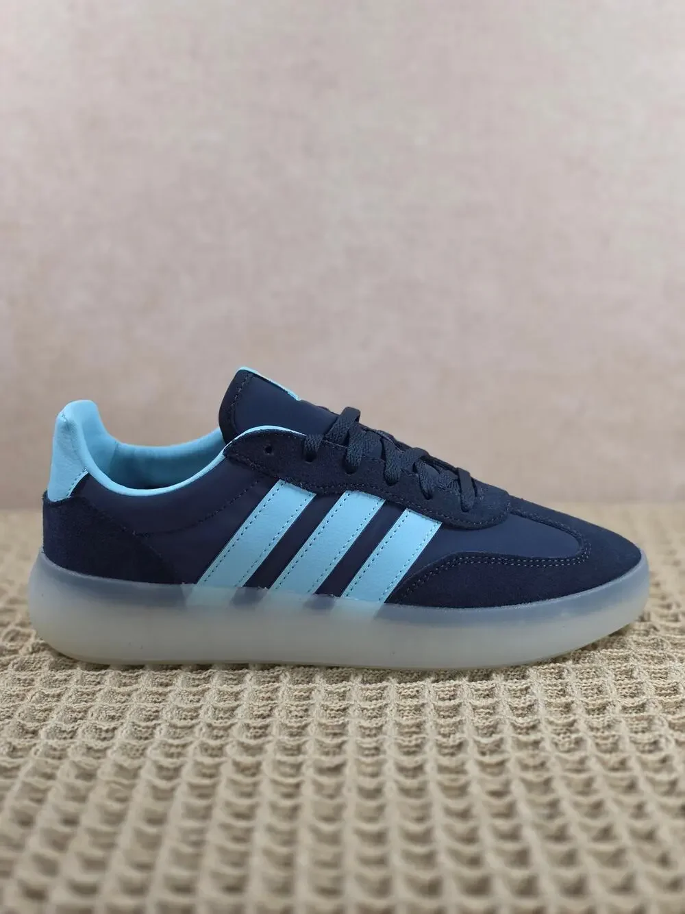 Adidas Barreda Decode J AFA – Women’s 7.5 (Youth 6.5) – BNIB – Ice Bottoms